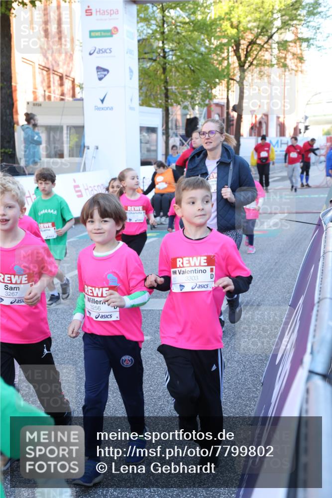 25.04.2025 - Das Zehntel Lena Gebhardt http://msf.ph/oto/7799802 26.04.2025 07:35:35 Allgemein zum Event 3267, 3256, 3303 meine-sportfotos.de