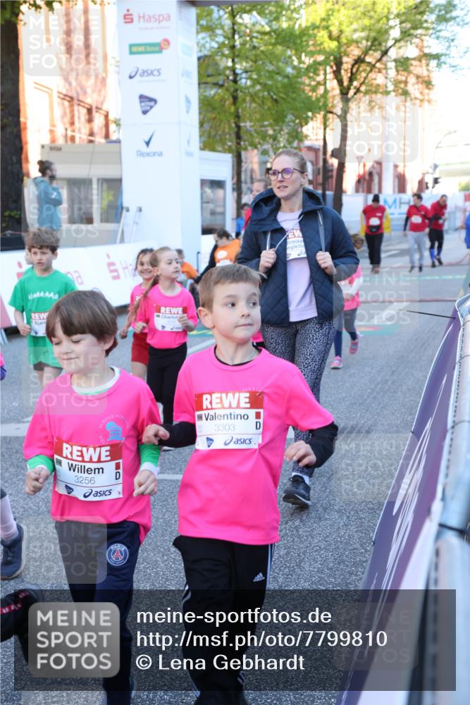 25.04.2025 - Das Zehntel Lena Gebhardt http://msf.ph/oto/7799810 26.04.2025 07:35:35 Allgemein zum Event 3256, 3303 meine-sportfotos.de