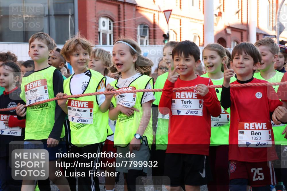 25.04.2025 - Das Zehntel Luisa Fischer http://msf.ph/oto/7799932 26.04.2025 08:34:52 Allgemein zum Event 2240, 3549, 3543, 3550, 2239, 2239, 3000, 1823, 1823, 1, 25 meine-sportfotos.de