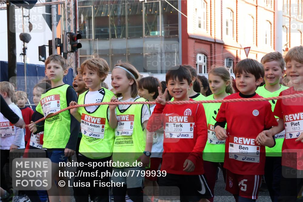 25.04.2025 - Das Zehntel Luisa Fischer http://msf.ph/oto/7799939 26.04.2025 08:34:53 Allgemein zum Event 3549, 2221, 3543, 3550, 2239, 30, 1823, 5, 1813 meine-sportfotos.de