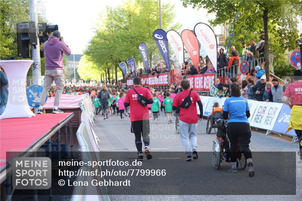 25.04.2025 - Das Zehntel Lena Gebhardt http://msf.ph/oto/7799966 26.04.2025 07:35:52 Allgemein zum Event 692642, 138 meine-sportfotos.de