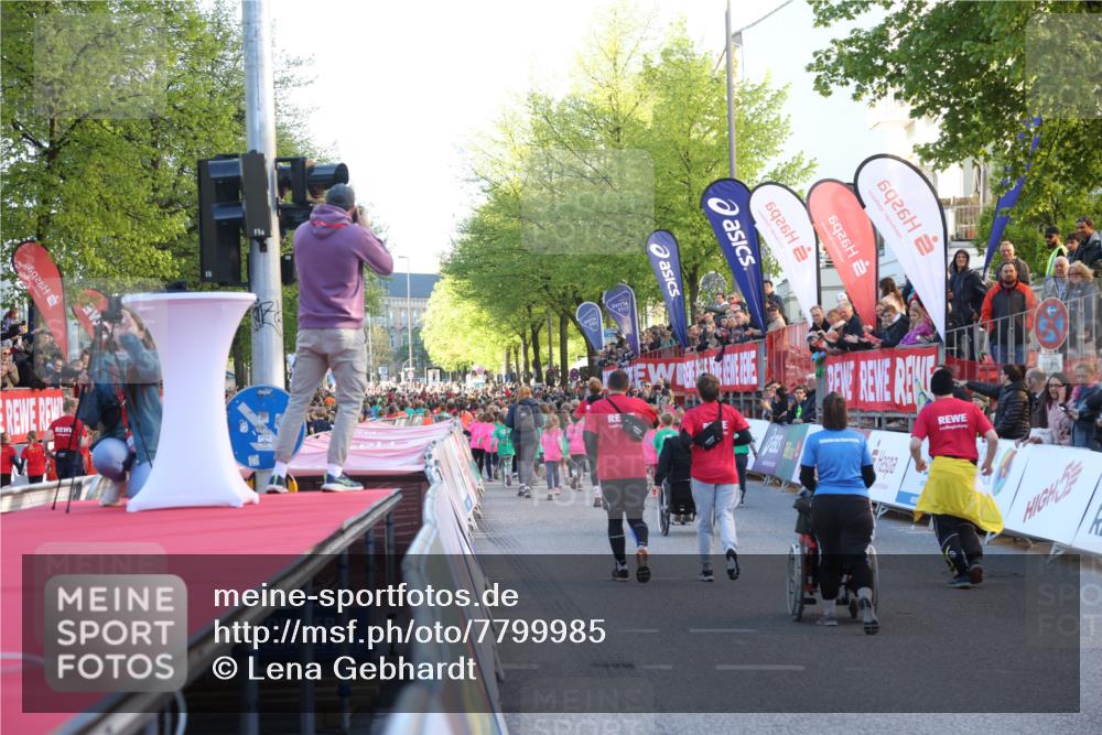 25.04.2025 - Das Zehntel Lena Gebhardt http://msf.ph/oto/7799985 26.04.2025 07:35:55 Allgemein zum Event 492, 9, 5, 2492, 9 meine-sportfotos.de