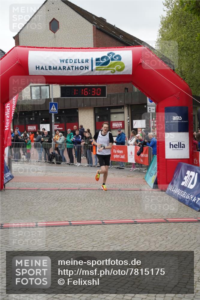 04.05.2025 - 8. Wedeler Halbmarathon Felixshl http://msf.ph/oto/7815175 04.05.2025 11:16:28 Ziel 932 meine-sportfotos.de