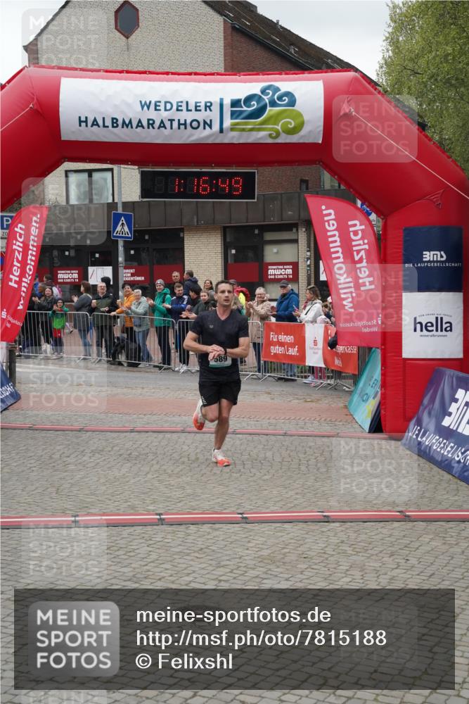 04.05.2025 - 8. Wedeler Halbmarathon Felixshl http://msf.ph/oto/7815188 04.05.2025 11:16:47 Ziel 589 meine-sportfotos.de