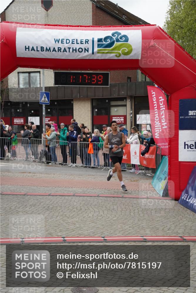 04.05.2025 - 8. Wedeler Halbmarathon Felixshl http://msf.ph/oto/7815197 04.05.2025 11:17:37 Ziel 1184, 1207 meine-sportfotos.de
