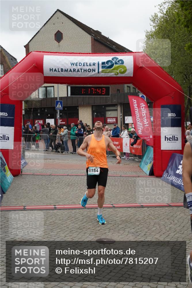 04.05.2025 - 8. Wedeler Halbmarathon Felixshl http://msf.ph/oto/7815207 04.05.2025 11:17:41 Ziel 1184, 1207 meine-sportfotos.de