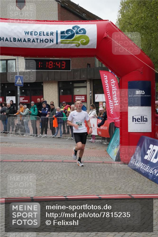 04.05.2025 - 8. Wedeler Halbmarathon Felixshl http://msf.ph/oto/7815235 04.05.2025 11:18:41 Ziel 826, 1095 meine-sportfotos.de