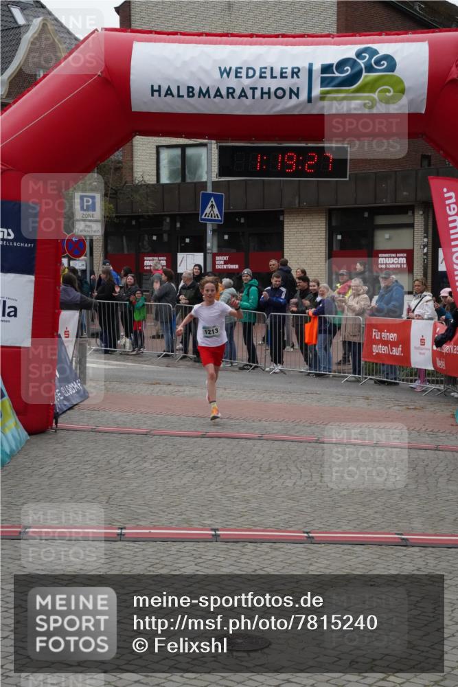04.05.2025 - 8. Wedeler Halbmarathon Felixshl http://msf.ph/oto/7815240 04.05.2025 11:19:25 Ziel 1213 meine-sportfotos.de