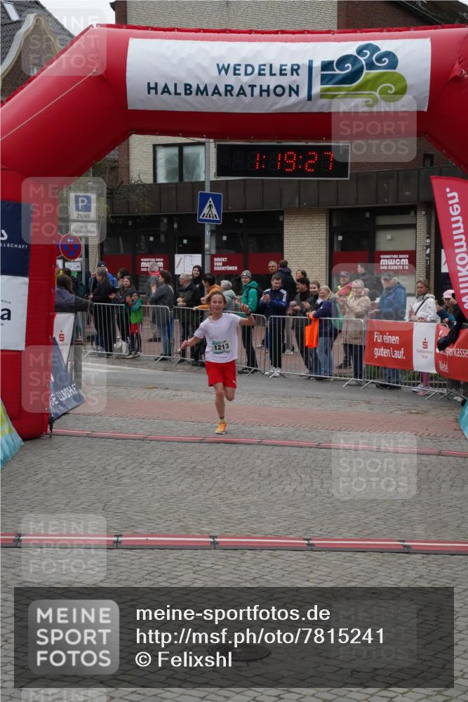 04.05.2025 - 8. Wedeler Halbmarathon Felixshl http://msf.ph/oto/7815241 04.05.2025 11:19:25 Ziel 1213 meine-sportfotos.de