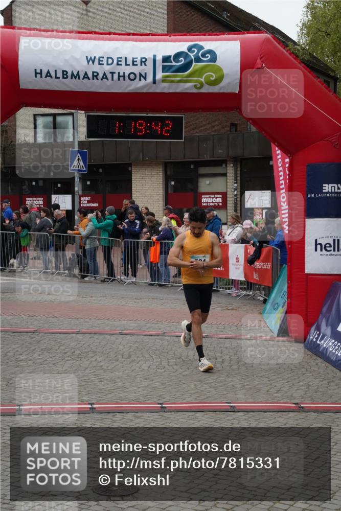 04.05.2025 - 8. Wedeler Halbmarathon Felixshl http://msf.ph/oto/7815331 04.05.2025 11:19:40 Ziel 361, 534 meine-sportfotos.de