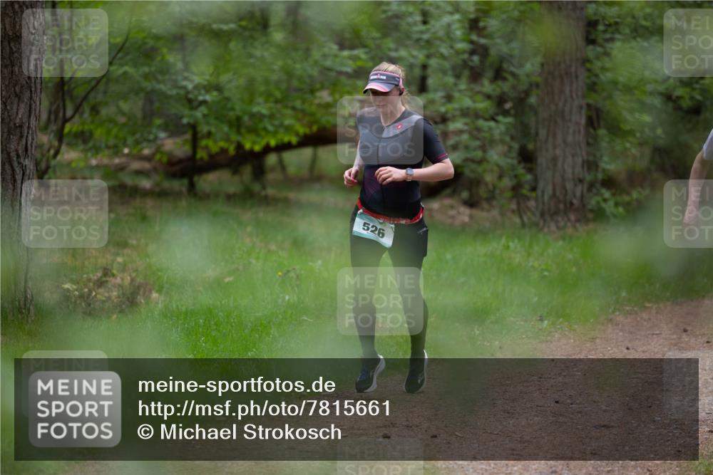 04.05.2025 - 8. Wedeler Halbmarathon Michael Strokosch http://msf.ph/oto/7815661 04.05.2025 10:32:59 Laufen 526 meine-sportfotos.de