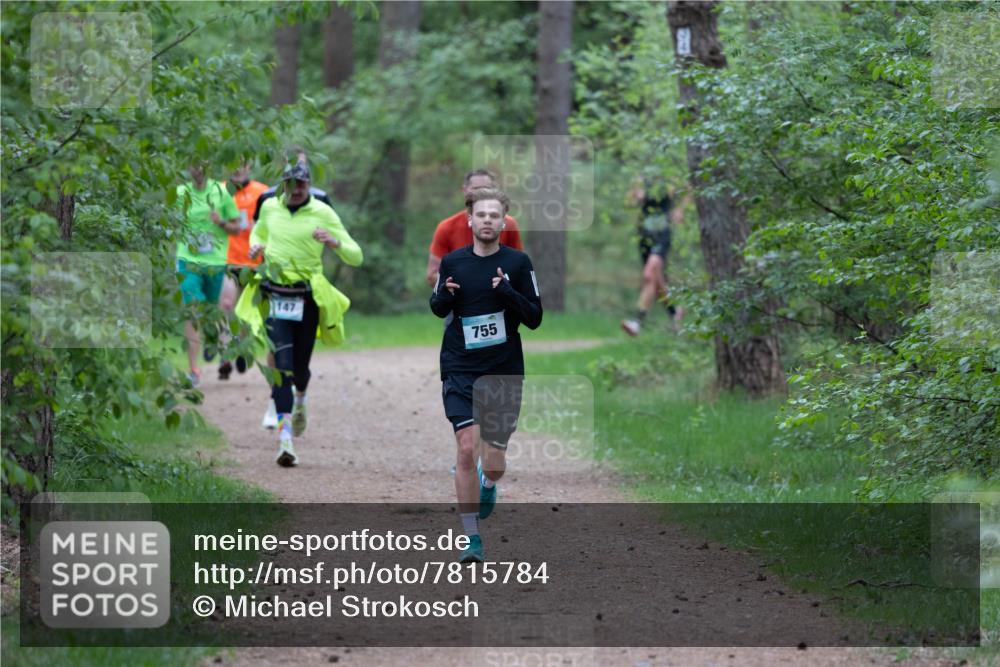 04.05.2025 - 8. Wedeler Halbmarathon Michael Strokosch http://msf.ph/oto/7815784 04.05.2025 10:34:52 Laufen 147, 755 meine-sportfotos.de