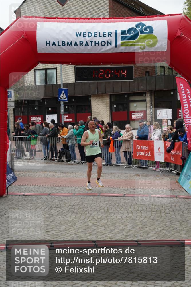 04.05.2025 - 8. Wedeler Halbmarathon Felixshl http://msf.ph/oto/7815813 04.05.2025 11:20:42 Ziel 617, 868, 984 meine-sportfotos.de