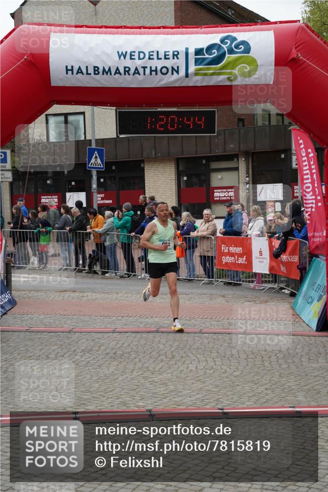 04.05.2025 - 8. Wedeler Halbmarathon Felixshl http://msf.ph/oto/7815819 04.05.2025 11:20:43 Ziel 617, 868, 984 meine-sportfotos.de