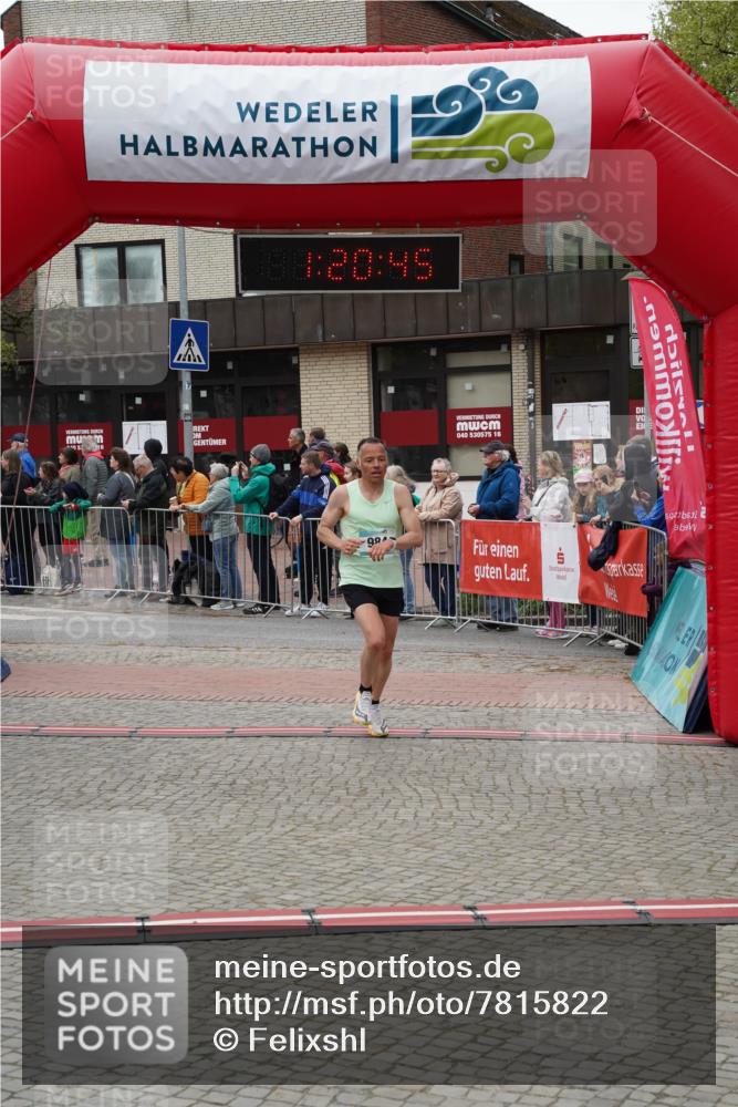 04.05.2025 - 8. Wedeler Halbmarathon Felixshl http://msf.ph/oto/7815822 04.05.2025 11:20:43 Ziel 617, 868, 984 meine-sportfotos.de
