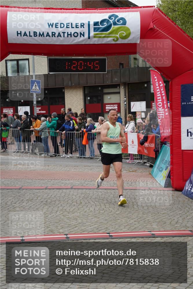 04.05.2025 - 8. Wedeler Halbmarathon Felixshl http://msf.ph/oto/7815838 04.05.2025 11:20:43 Ziel 617, 868, 984 meine-sportfotos.de