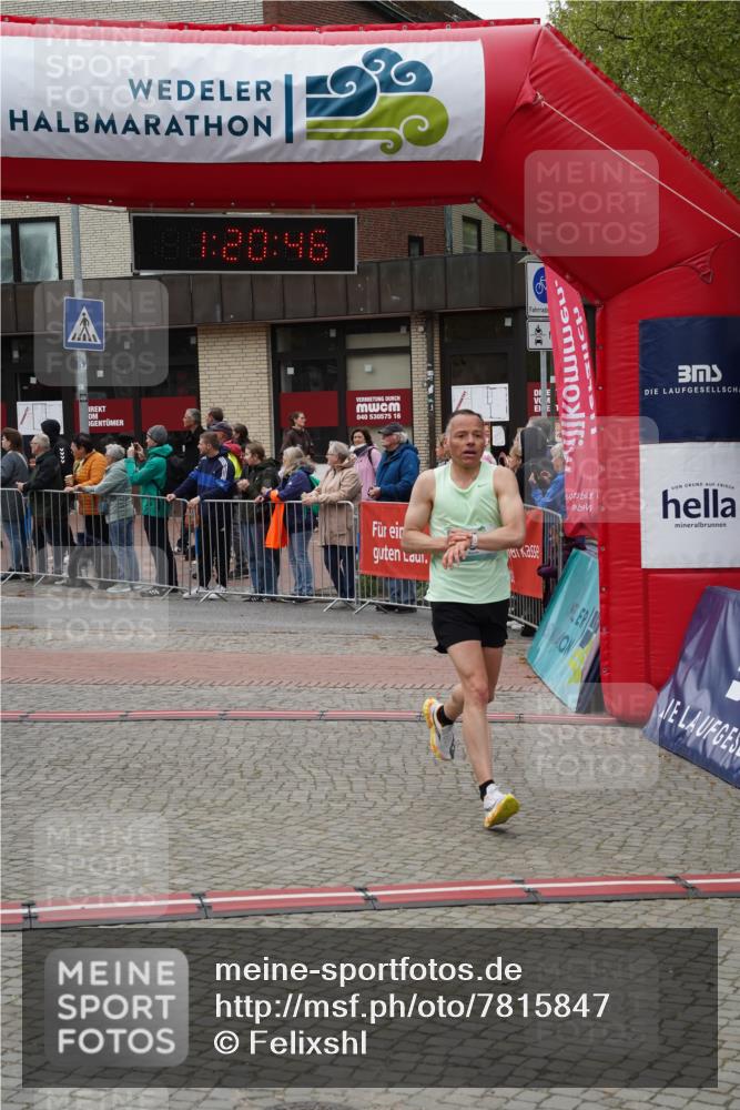04.05.2025 - 8. Wedeler Halbmarathon Felixshl http://msf.ph/oto/7815847 04.05.2025 11:20:44 Ziel 617, 984 meine-sportfotos.de