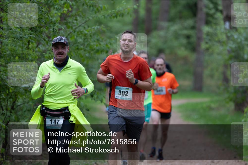 04.05.2025 - 8. Wedeler Halbmarathon Michael Strokosch http://msf.ph/oto/7815856 04.05.2025 10:35:05 Laufen 147, 302, 102, 345 meine-sportfotos.de