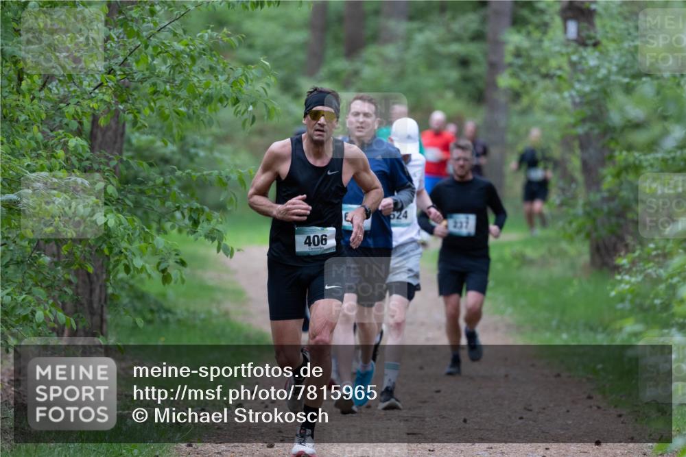 04.05.2025 - 8. Wedeler Halbmarathon Michael Strokosch http://msf.ph/oto/7815965 04.05.2025 10:35:17 Laufen 406, 624 meine-sportfotos.de