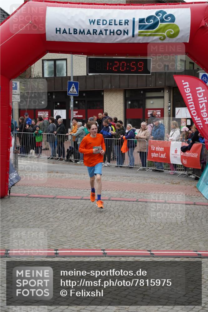 04.05.2025 - 8. Wedeler Halbmarathon Felixshl http://msf.ph/oto/7815975 04.05.2025 11:20:57 Ziel 187, 481, 788 meine-sportfotos.de
