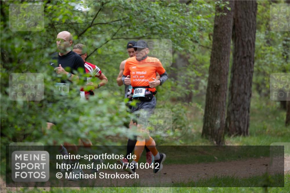 04.05.2025 - 8. Wedeler Halbmarathon Michael Strokosch http://msf.ph/oto/7816042 04.05.2025 10:37:45 Laufen 116, 808 meine-sportfotos.de