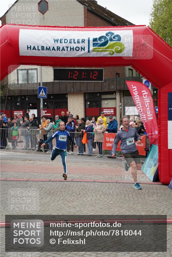04.05.2025 - 8. Wedeler Halbmarathon Felixshl http://msf.ph/oto/7816044 04.05.2025 11:21:10 Ziel 362, 1087 meine-sportfotos.de