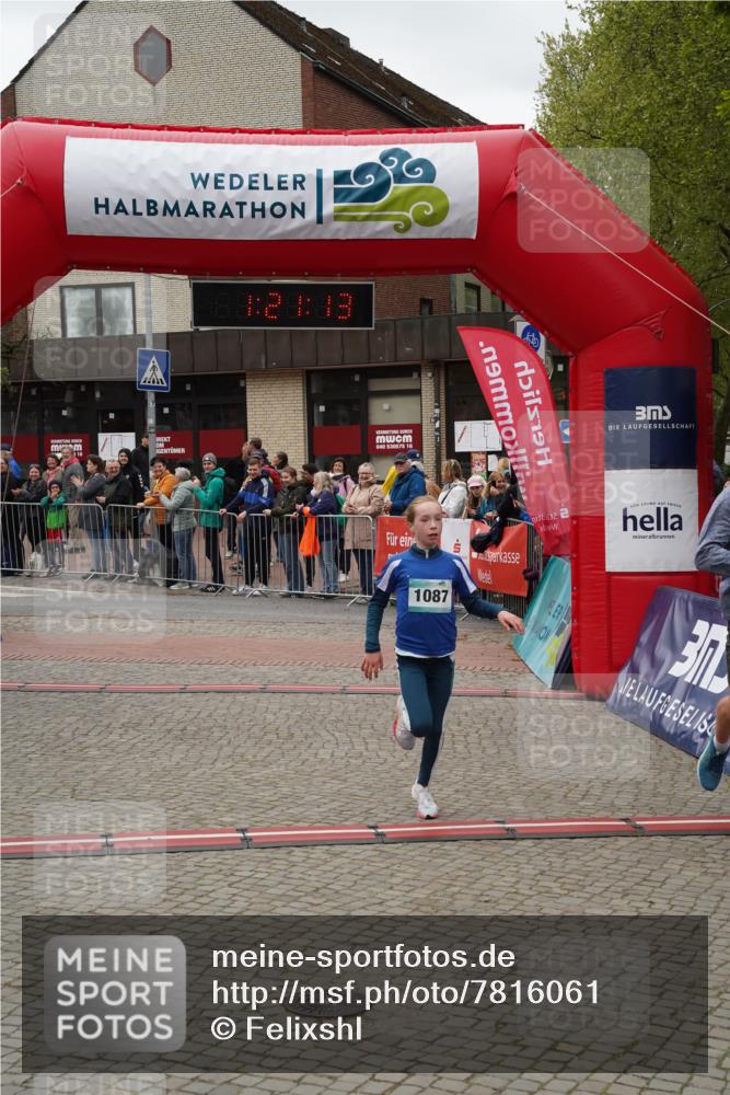 04.05.2025 - 8. Wedeler Halbmarathon Felixshl http://msf.ph/oto/7816061 04.05.2025 11:21:11 Ziel 362, 1087 meine-sportfotos.de