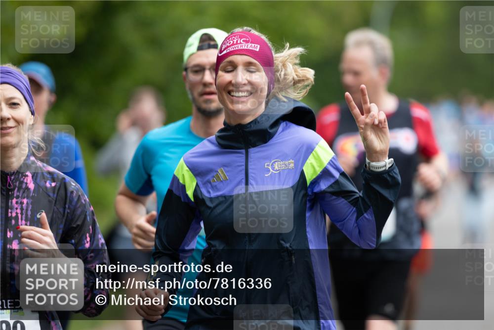 04.05.2025 - 8. Wedeler Halbmarathon Michael Strokosch http://msf.ph/oto/7816336 04.05.2025 10:49:37 Laufen 00, 50 meine-sportfotos.de