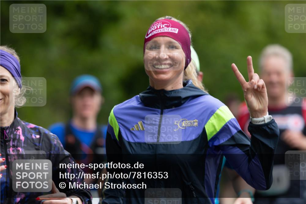 04.05.2025 - 8. Wedeler Halbmarathon Michael Strokosch http://msf.ph/oto/7816353 04.05.2025 10:49:38 Laufen  meine-sportfotos.de