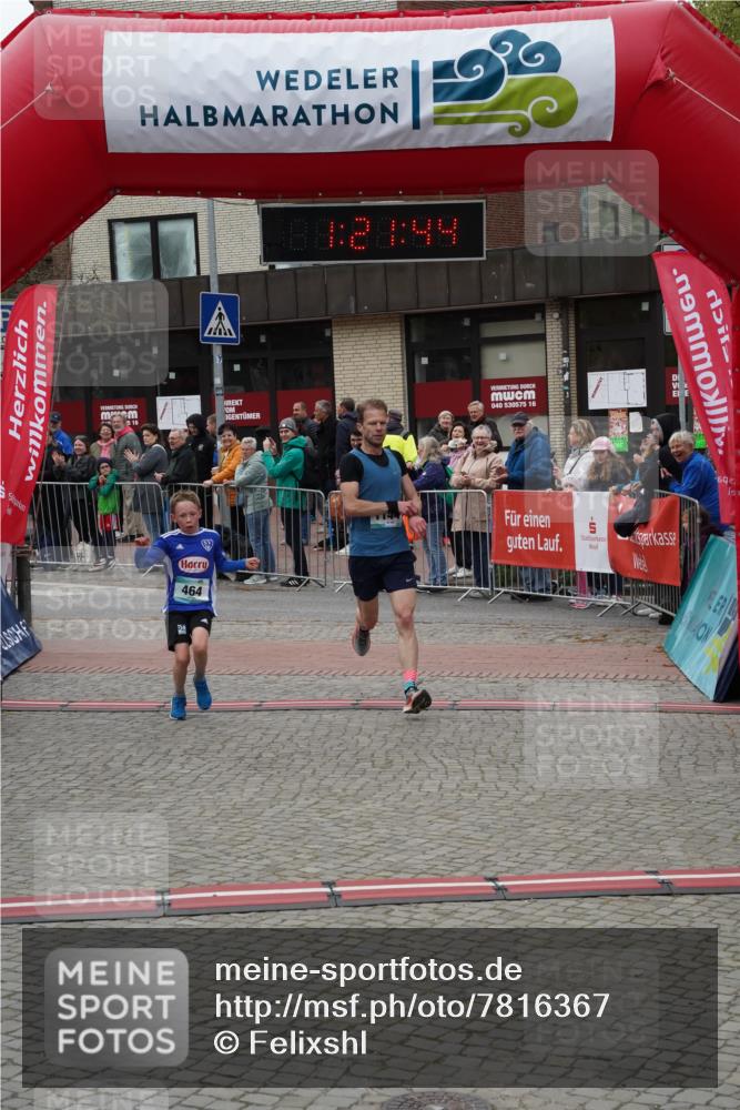 04.05.2025 - 8. Wedeler Halbmarathon Felixshl http://msf.ph/oto/7816367 04.05.2025 11:21:42 Ziel 332, 464, 1077, 1088, 1144 meine-sportfotos.de