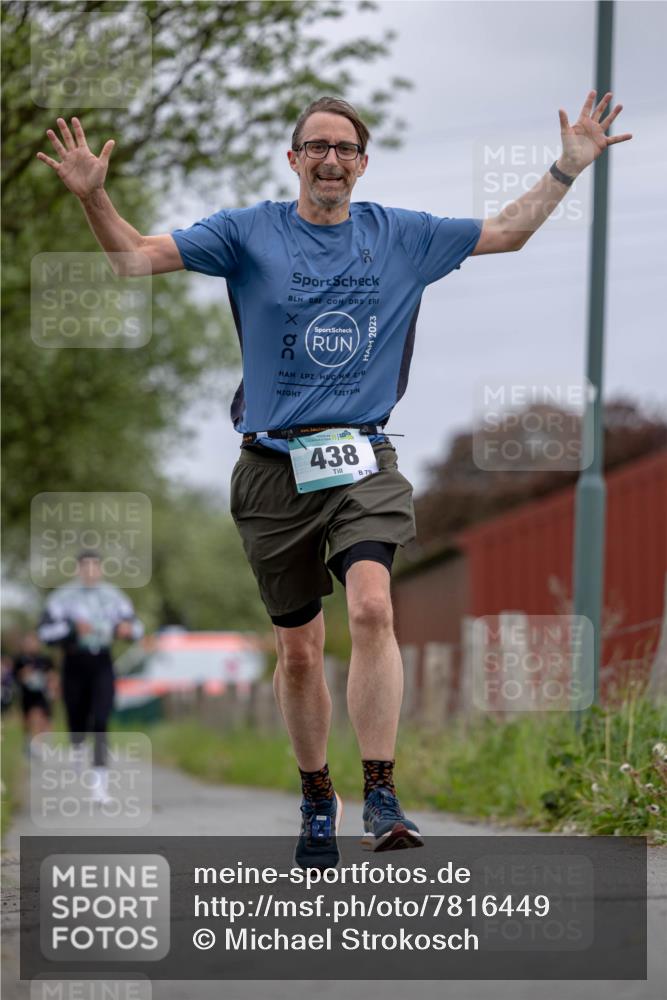 04.05.2025 - 8. Wedeler Halbmarathon Michael Strokosch http://msf.ph/oto/7816449 04.05.2025 11:01:09 Laufen 2023, 438, 79 meine-sportfotos.de