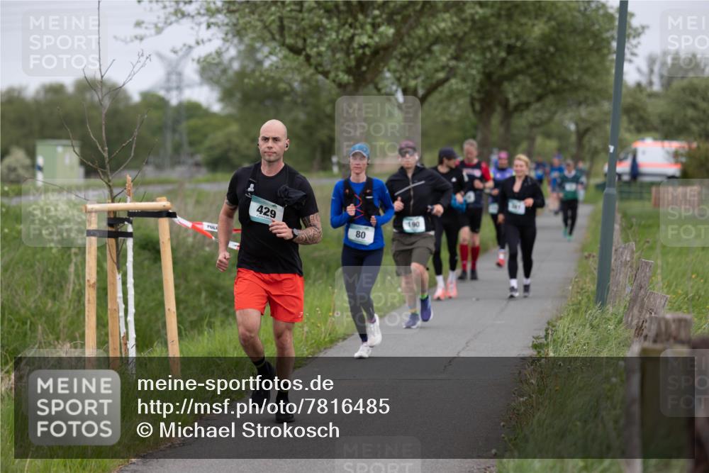 04.05.2025 - 8. Wedeler Halbmarathon Michael Strokosch http://msf.ph/oto/7816485 04.05.2025 11:01:41 Laufen 429, 80, 190 meine-sportfotos.de