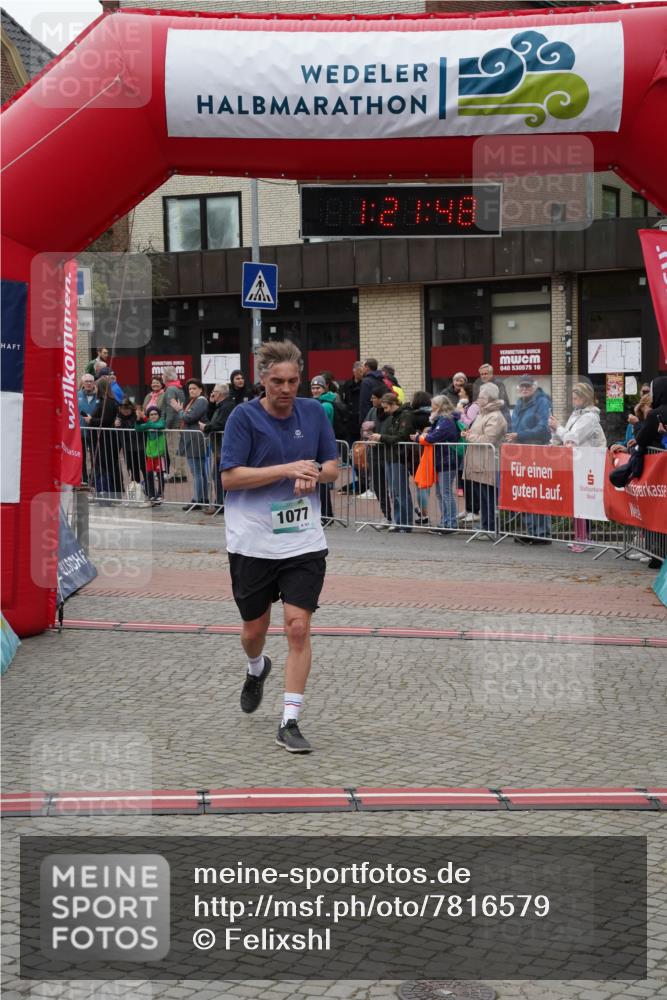 04.05.2025 - 8. Wedeler Halbmarathon Felixshl http://msf.ph/oto/7816579 04.05.2025 11:21:46 Ziel 464, 1077, 1144 meine-sportfotos.de