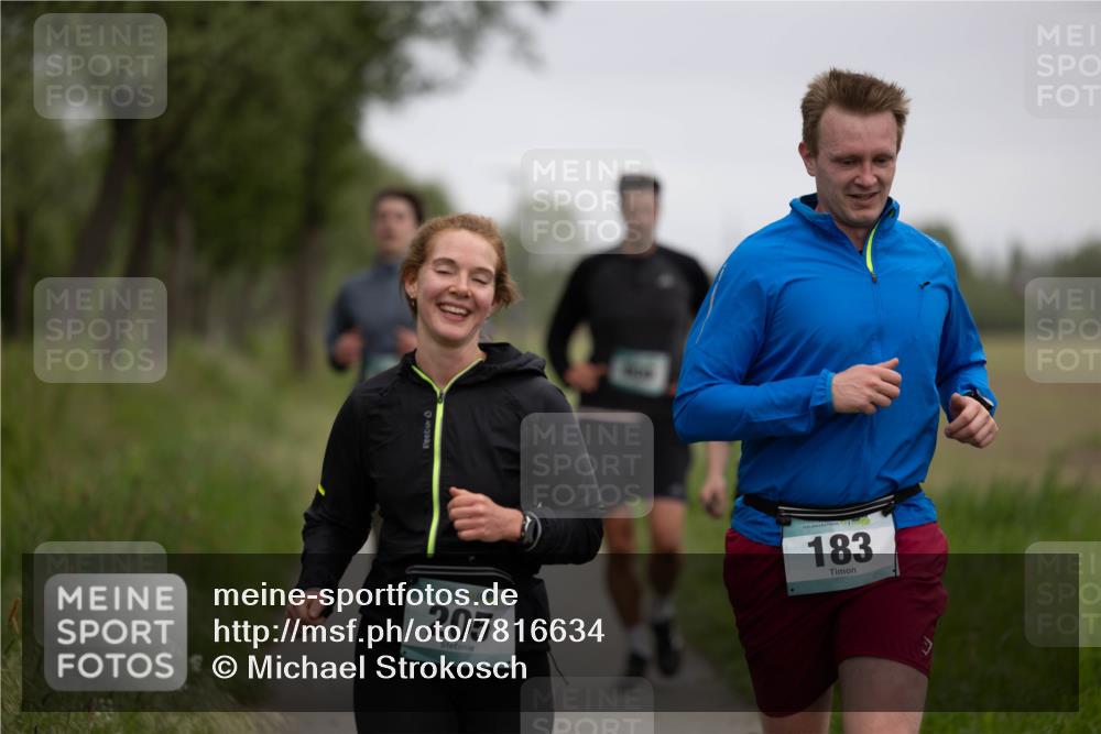 04.05.2025 - 8. Wedeler Halbmarathon Michael Strokosch http://msf.ph/oto/7816634 04.05.2025 11:15:48 Laufen 205, 183 meine-sportfotos.de