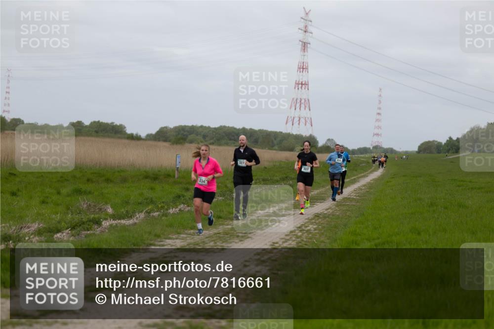 04.05.2025 - 8. Wedeler Halbmarathon Michael Strokosch http://msf.ph/oto/7816661 04.05.2025 11:30:26 Laufen 234, 101, 3272, 807 meine-sportfotos.de