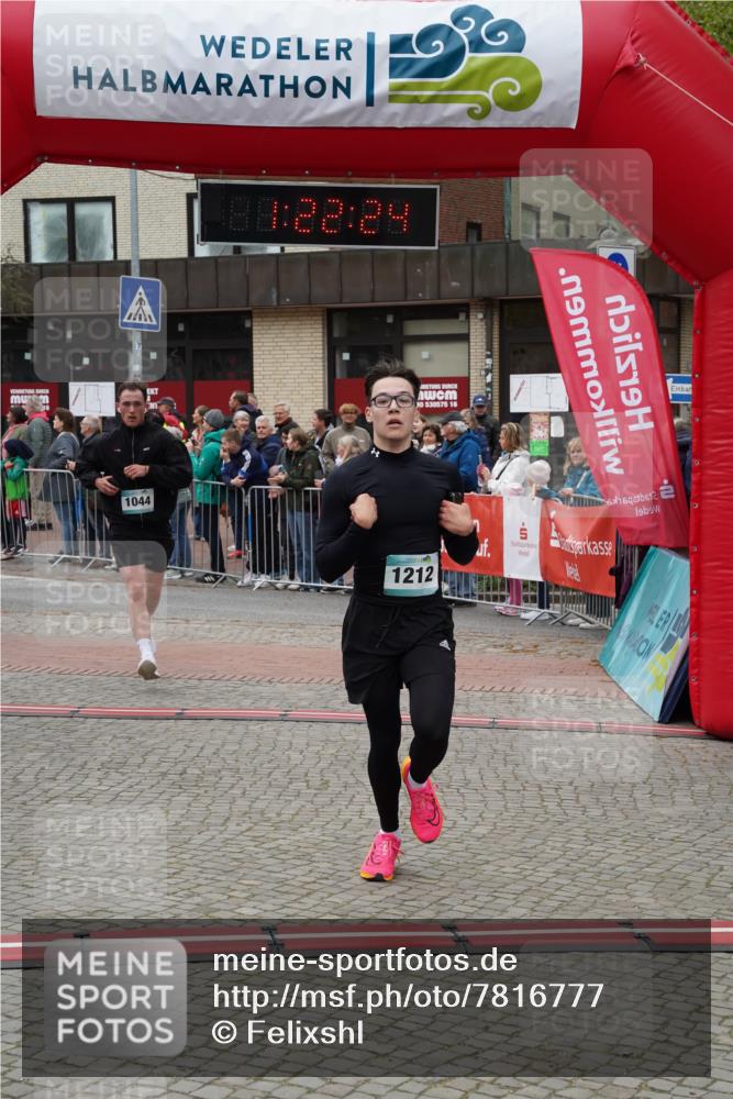 04.05.2025 - 8. Wedeler Halbmarathon Felixshl http://msf.ph/oto/7816777 04.05.2025 11:22:22 Ziel 1044, 1212 meine-sportfotos.de