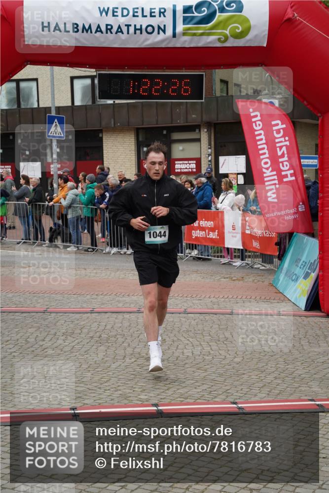 04.05.2025 - 8. Wedeler Halbmarathon Felixshl http://msf.ph/oto/7816783 04.05.2025 11:22:24 Ziel 1044, 1212 meine-sportfotos.de