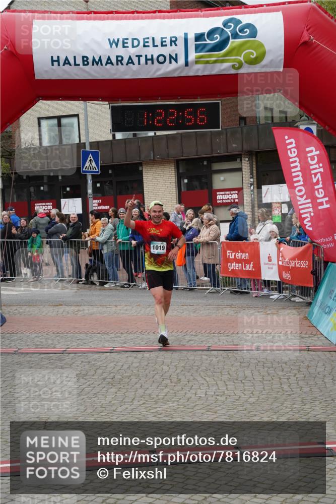04.05.2025 - 8. Wedeler Halbmarathon Felixshl http://msf.ph/oto/7816824 04.05.2025 11:22:54 Ziel 1019 meine-sportfotos.de