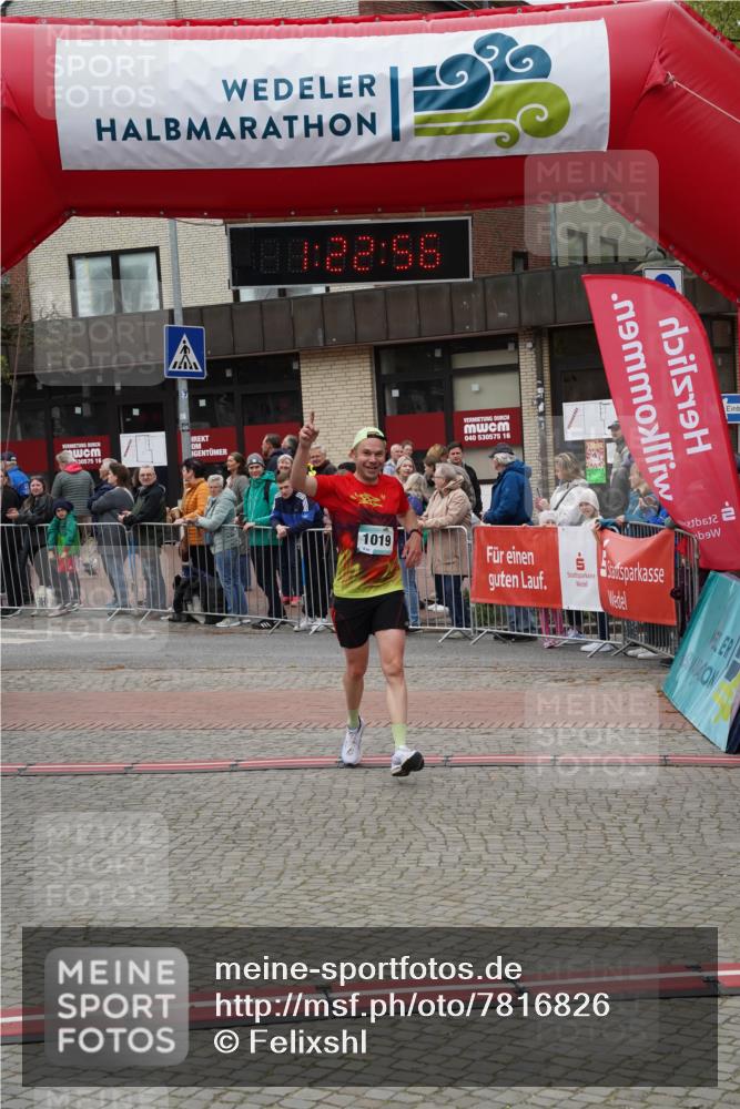 04.05.2025 - 8. Wedeler Halbmarathon Felixshl http://msf.ph/oto/7816826 04.05.2025 11:22:54 Ziel 1019 meine-sportfotos.de