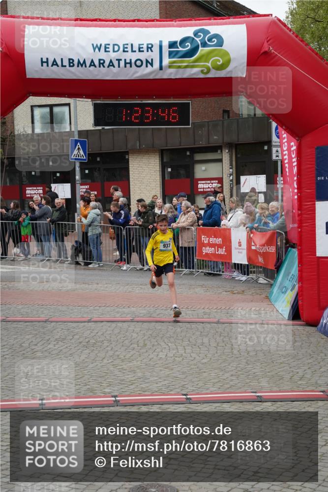 04.05.2025 - 8. Wedeler Halbmarathon Felixshl http://msf.ph/oto/7816863 04.05.2025 11:23:44 Ziel 463, 937 meine-sportfotos.de