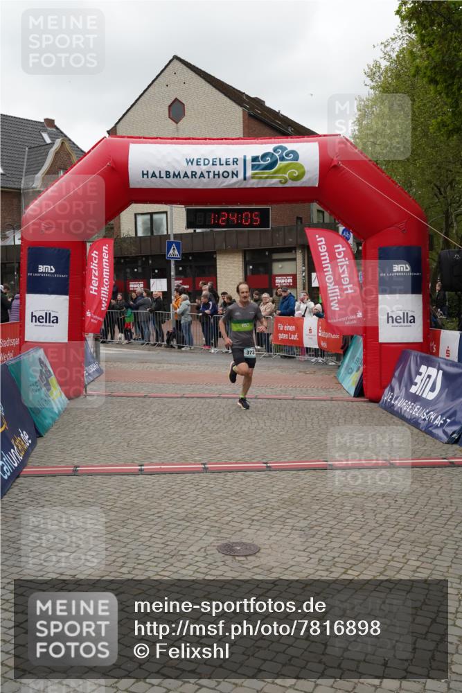 04.05.2025 - 8. Wedeler Halbmarathon Felixshl http://msf.ph/oto/7816898 04.05.2025 11:24:03 Ziel 373, 993 meine-sportfotos.de