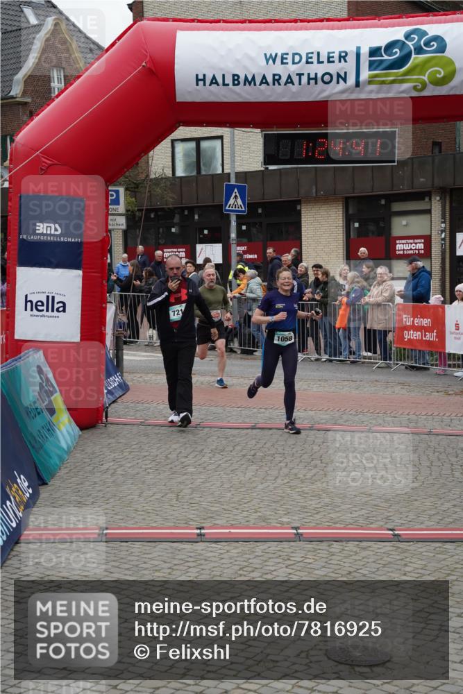 04.05.2025 - 8. Wedeler Halbmarathon Felixshl http://msf.ph/oto/7816925 04.05.2025 11:24:39 Ziel 638, 721, 998, 1058, 1199 meine-sportfotos.de