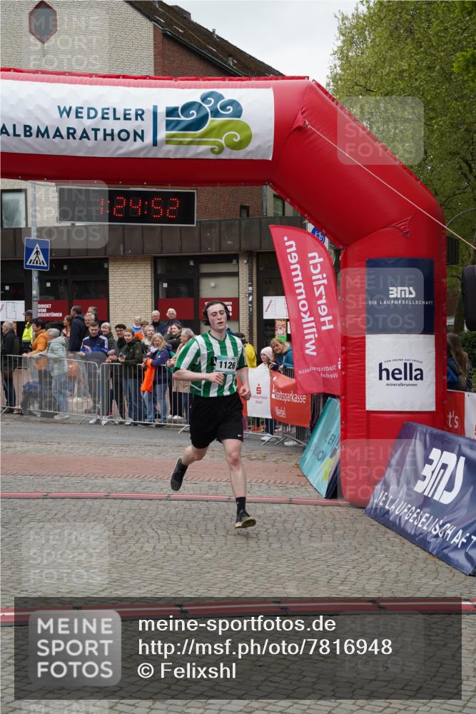 04.05.2025 - 8. Wedeler Halbmarathon Felixshl http://msf.ph/oto/7816948 04.05.2025 11:24:50 Ziel 626, 1050, 1126 meine-sportfotos.de
