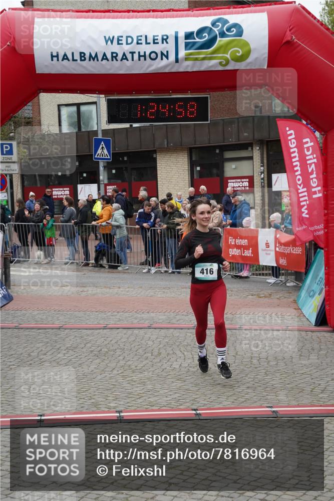 04.05.2025 - 8. Wedeler Halbmarathon Felixshl http://msf.ph/oto/7816964 04.05.2025 11:24:56 Ziel 416, 1050, 1126 meine-sportfotos.de