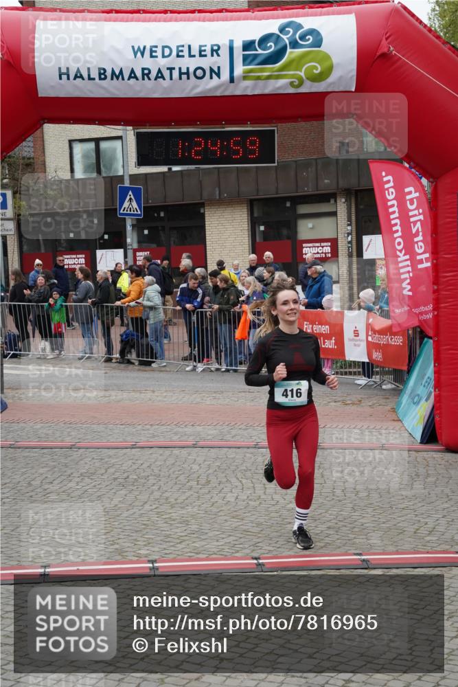 04.05.2025 - 8. Wedeler Halbmarathon Felixshl http://msf.ph/oto/7816965 04.05.2025 11:24:57 Ziel 416, 1050 meine-sportfotos.de