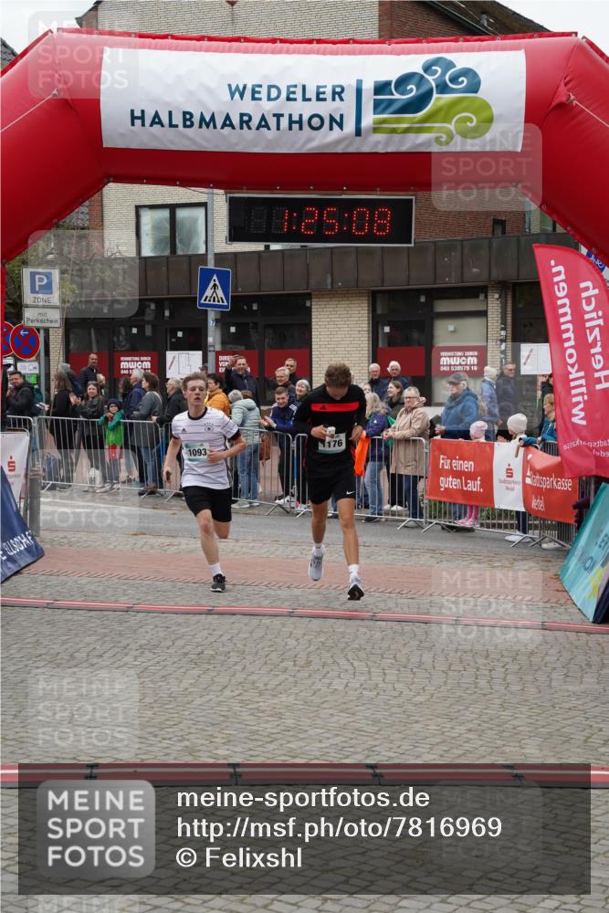04.05.2025 - 8. Wedeler Halbmarathon Felixshl http://msf.ph/oto/7816969 04.05.2025 11:25:06 Ziel 1093, 1176 meine-sportfotos.de