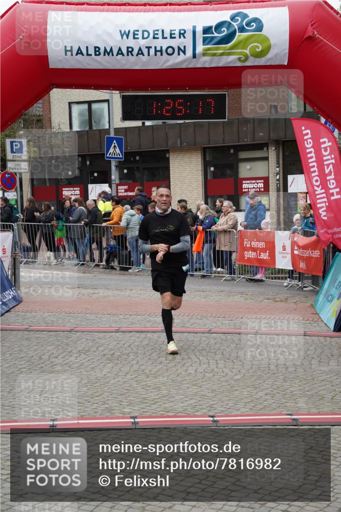 04.05.2025 - 8. Wedeler Halbmarathon Felixshl http://msf.ph/oto/7816982 04.05.2025 11:25:15 Ziel 1074 meine-sportfotos.de