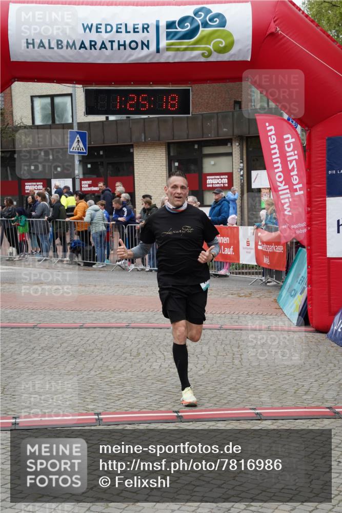 04.05.2025 - 8. Wedeler Halbmarathon Felixshl http://msf.ph/oto/7816986 04.05.2025 11:25:16 Ziel 1074 meine-sportfotos.de
