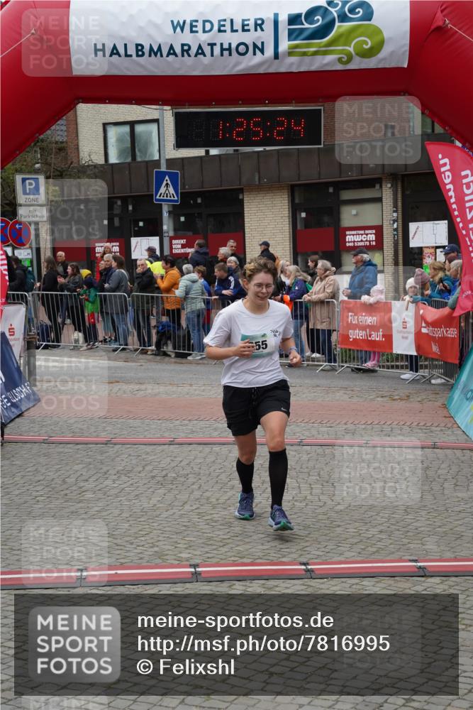 04.05.2025 - 8. Wedeler Halbmarathon Felixshl http://msf.ph/oto/7816995 04.05.2025 11:25:22 Ziel 655, 1074 meine-sportfotos.de