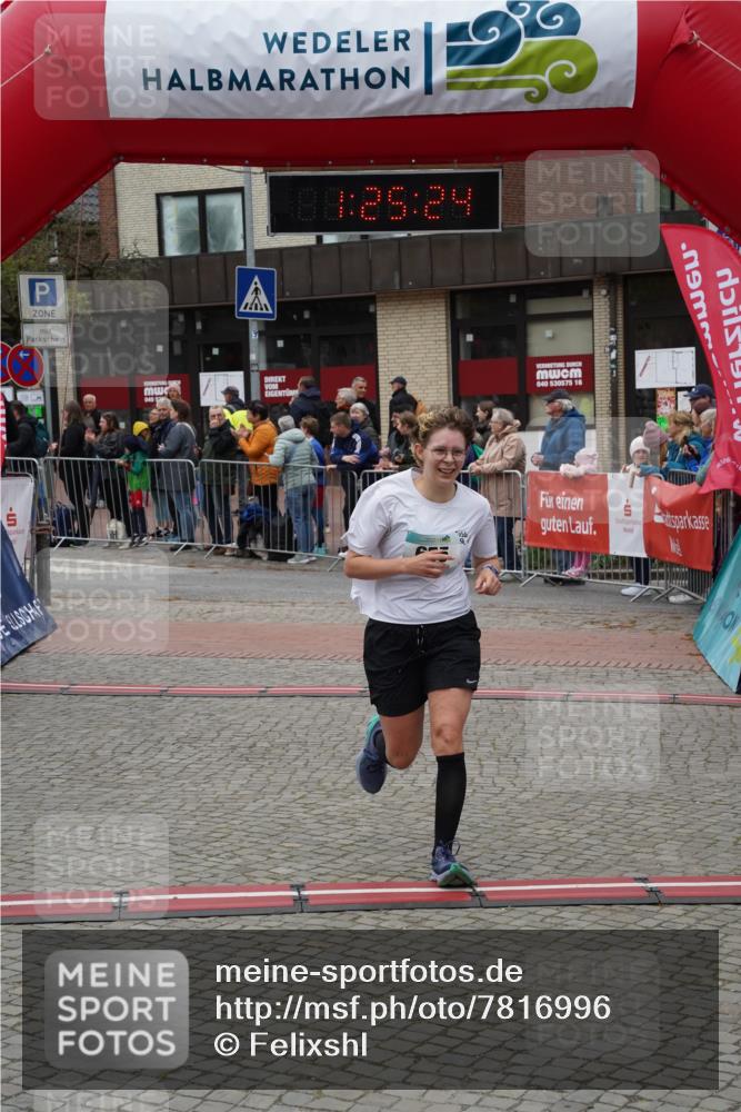 04.05.2025 - 8. Wedeler Halbmarathon Felixshl http://msf.ph/oto/7816996 04.05.2025 11:25:22 Ziel 655, 1074 meine-sportfotos.de